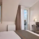 Hotel Timhotel Tour Eiffel 3*