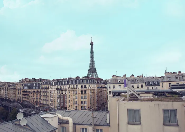 Timhotel Tour Eiffel 3* Parigi