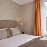 Timhotel Tour Eiffel 3* Parigi