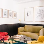 Timhotel Tour Eiffel 3*