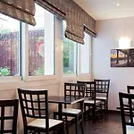 Timhotel Tour Eiffel Hotel 3*