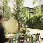 Timhotel Tour Eiffel Parigi