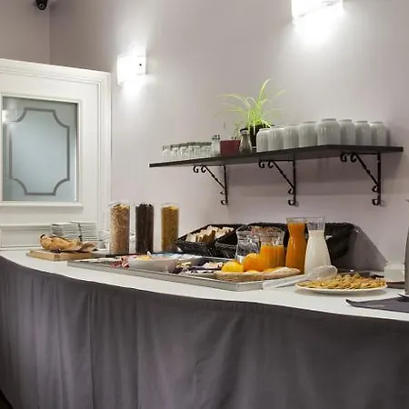 Timhotel Tour Eiffel