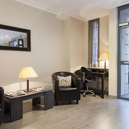 Timhotel Tour Eiffel Hotel 3*