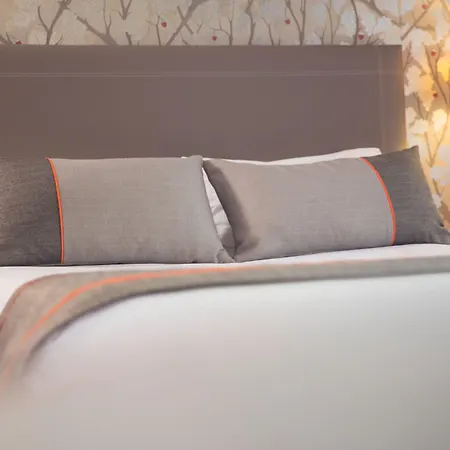 Timhotel Tour Eiffel 3*