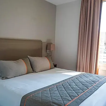 Timhotel Tour Eiffel Hotel