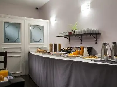 Timhotel Tour Eiffel Hotel 3*