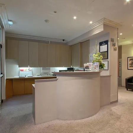 Timhotel Tour Eiffel Parigi
