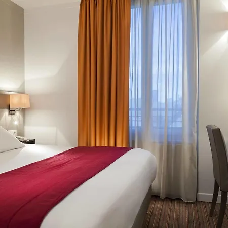 Hotel Timhotel Tour Eiffel Parigi