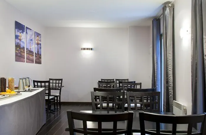 Timhotel Tour Eiffel 3* Parigi