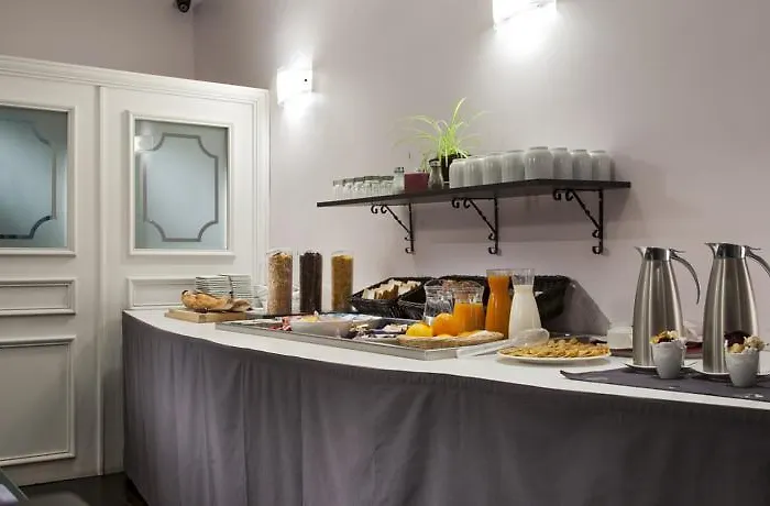 Timhotel Tour Eiffel