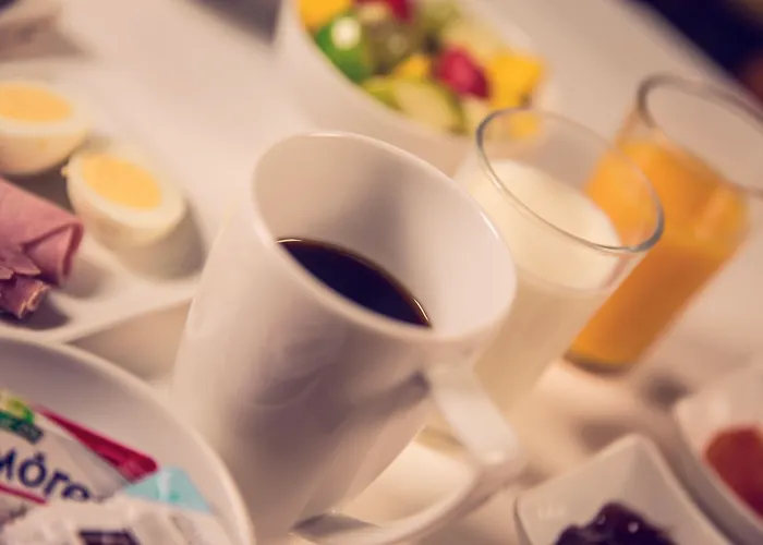 Timhotel Tour Eiffel Hotel 3*