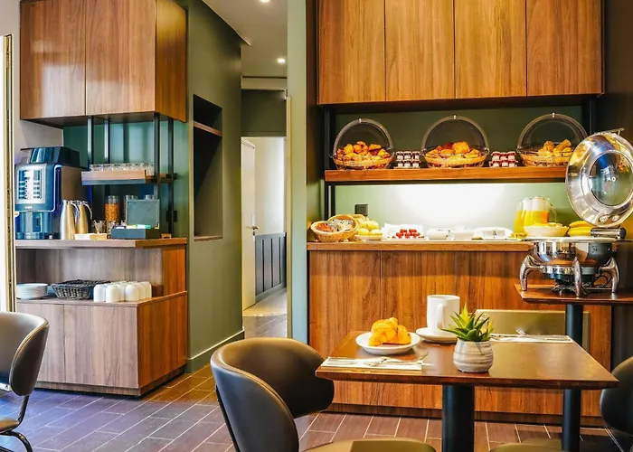 Timhotel Tour Eiffel 3* Parijs