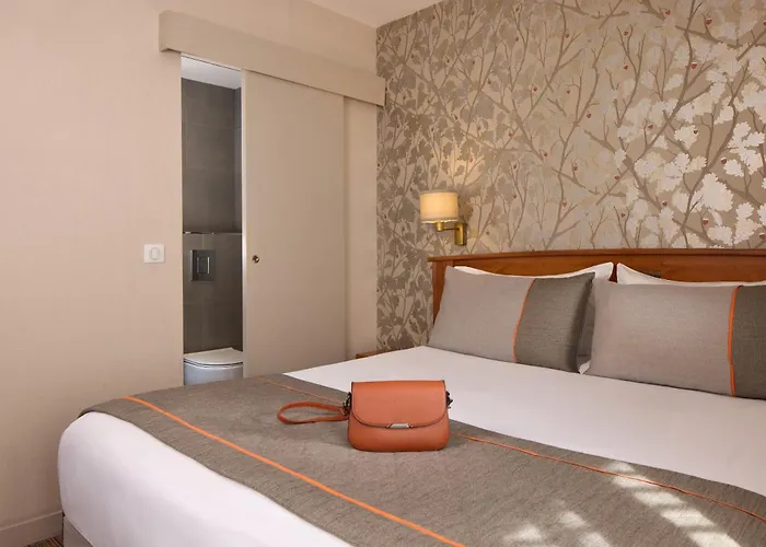 Timhotel Tour Eiffel 3* Paryż