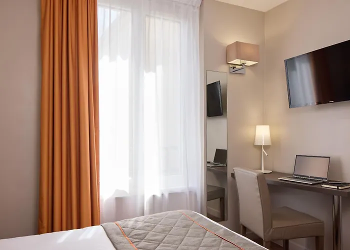 Timhotel Tour Eiffel Hotel