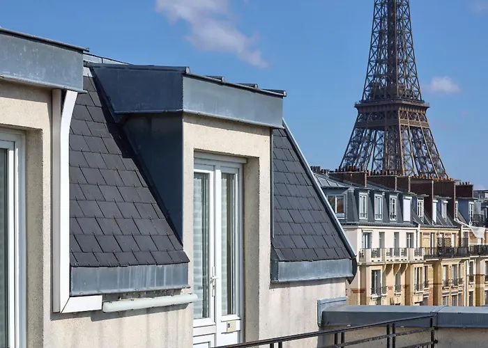Timhotel Tour Eiffel Paryż
