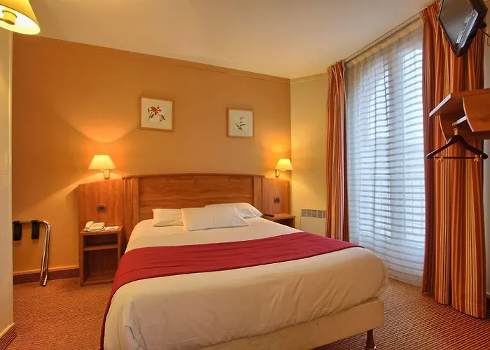 Timhotel Tour Eiffel Hotel 3*