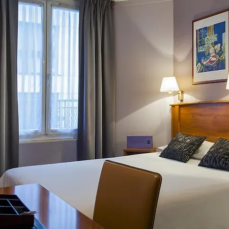 Timhotel Tour Eiffel Otel 3*