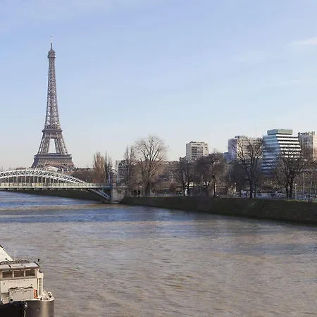 Timhotel Tour Eiffel Otel
