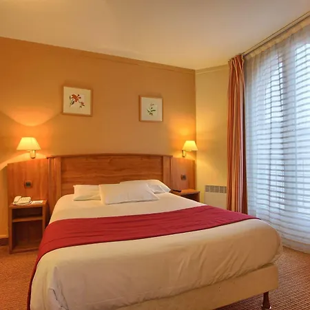 Timhotel Tour Eiffel Otel 3*