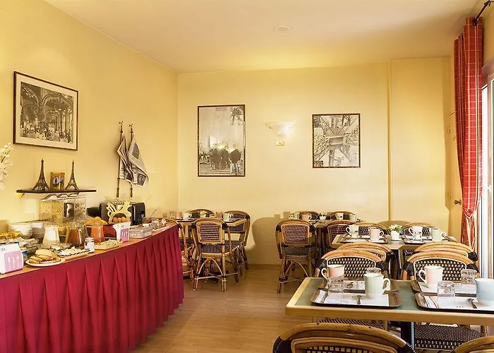 Hotel Timhotel Tour Eiffel Parigi