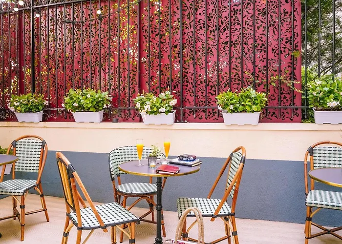 Hotel Timhotel Tour Eiffel