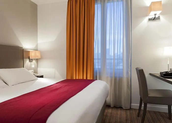 Hotel Timhotel Tour Eiffel Parigi